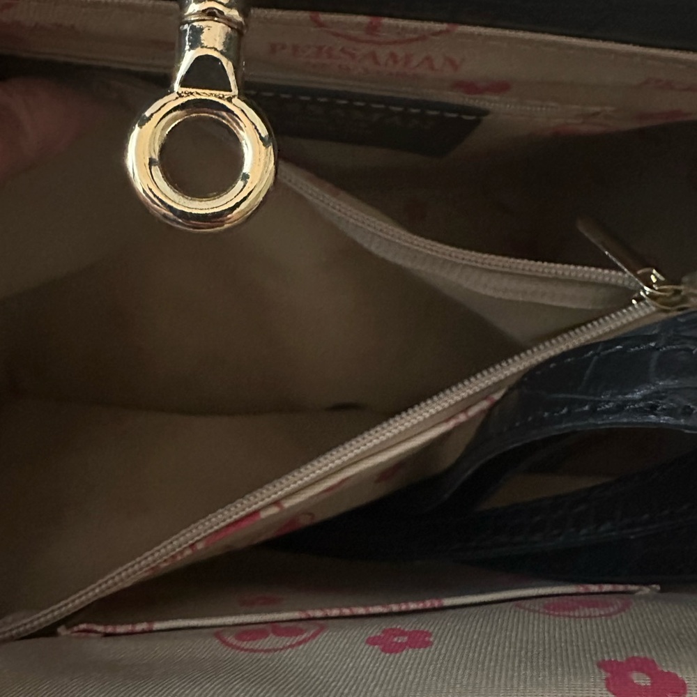 NOT FOR SALE. POSHMARK IS BRINGING BACK LISTING THAT I HAVE SOLD. - Picture 3 of 13